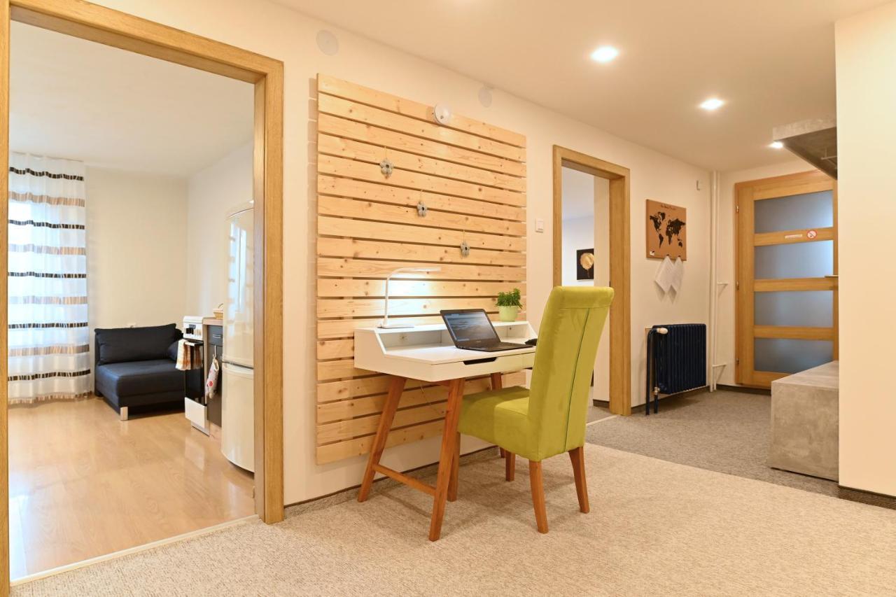 Apartman 5Five Prešov Exteriör bild