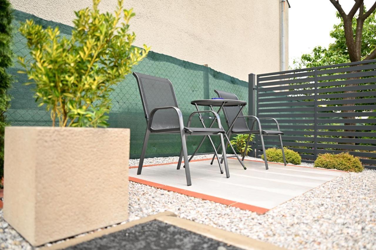Apartman 5Five Prešov Exteriör bild