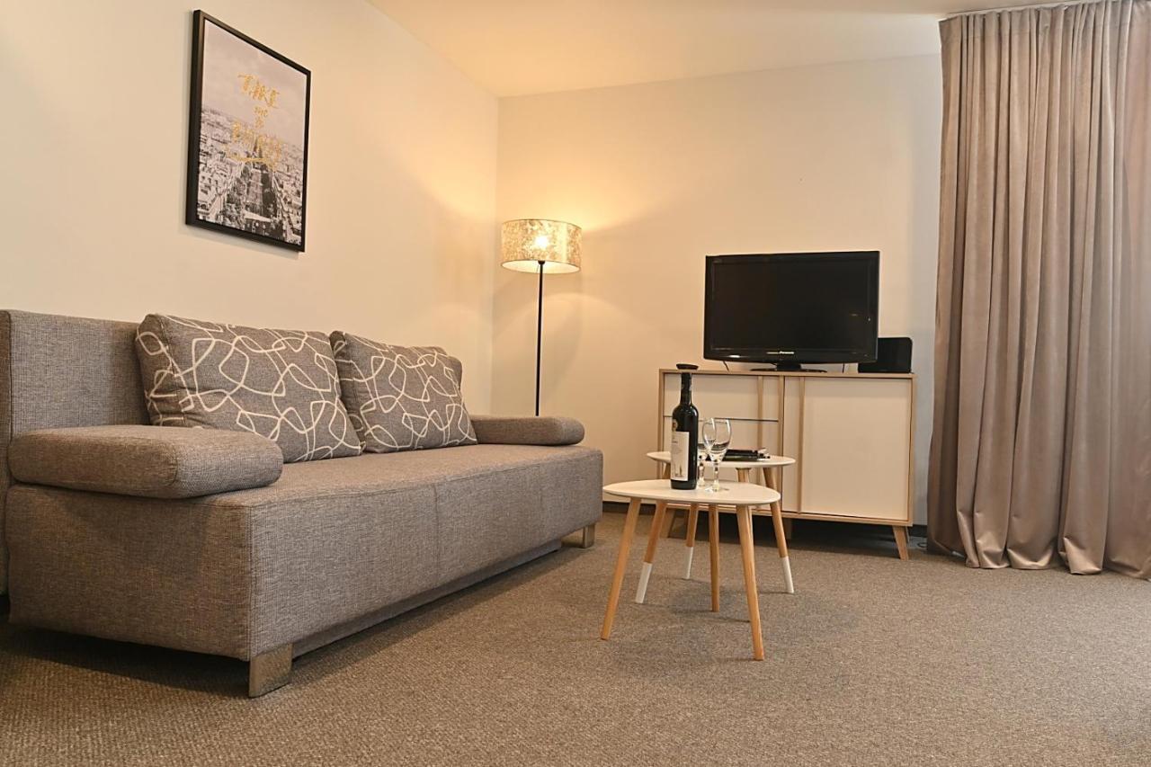 Apartman 5Five Prešov Exteriör bild